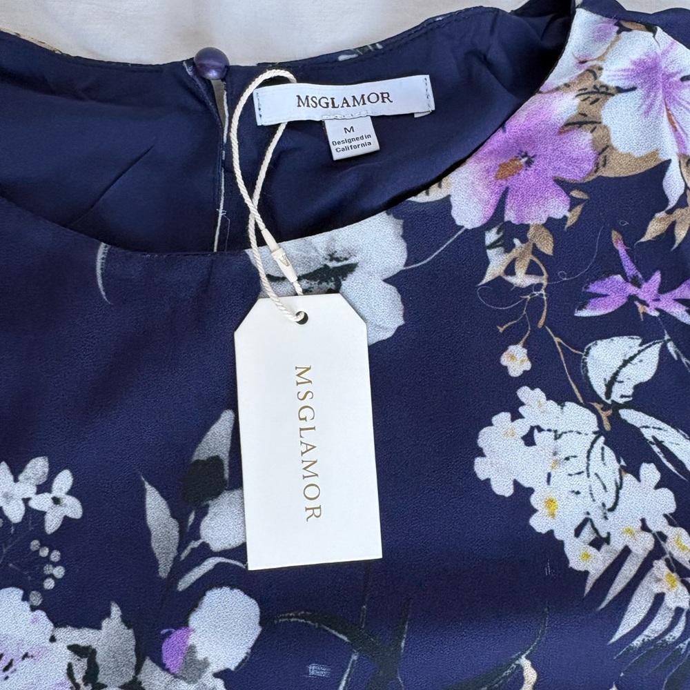 Women’s Floral Navy Blue Chiffon Top Blouse Size Medium - Picture 4 of 9